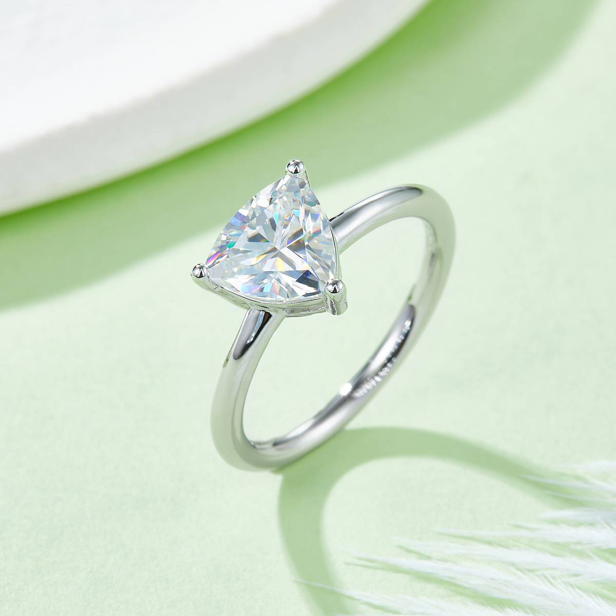 Classic triangle S925 silver plated white gold moissanite diamond women's ring 2.0 carats D-class